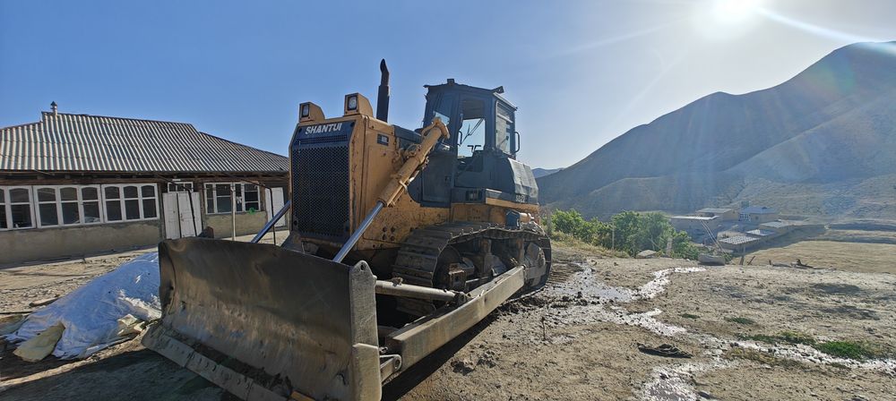 Продам бульдозер SHANTUI SD 22 в идеальном состоянии