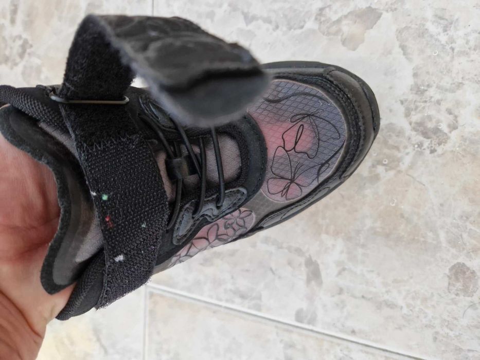 Маратонки различни марки 36 размер