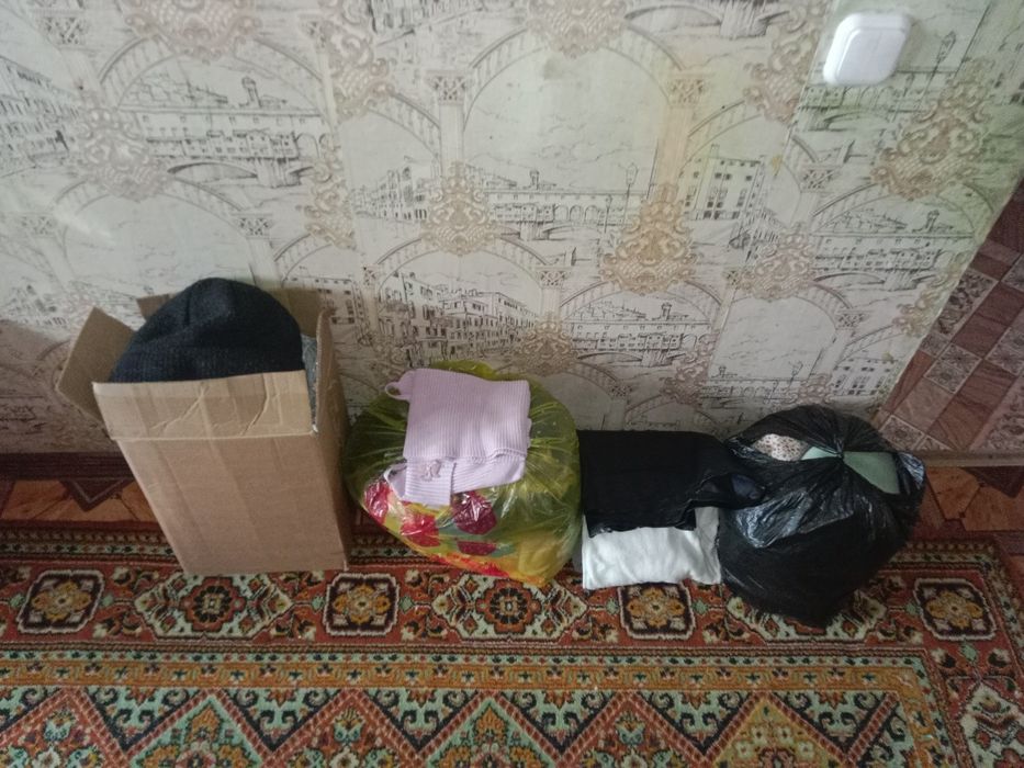 Вещи на девушку/молодую женщину
