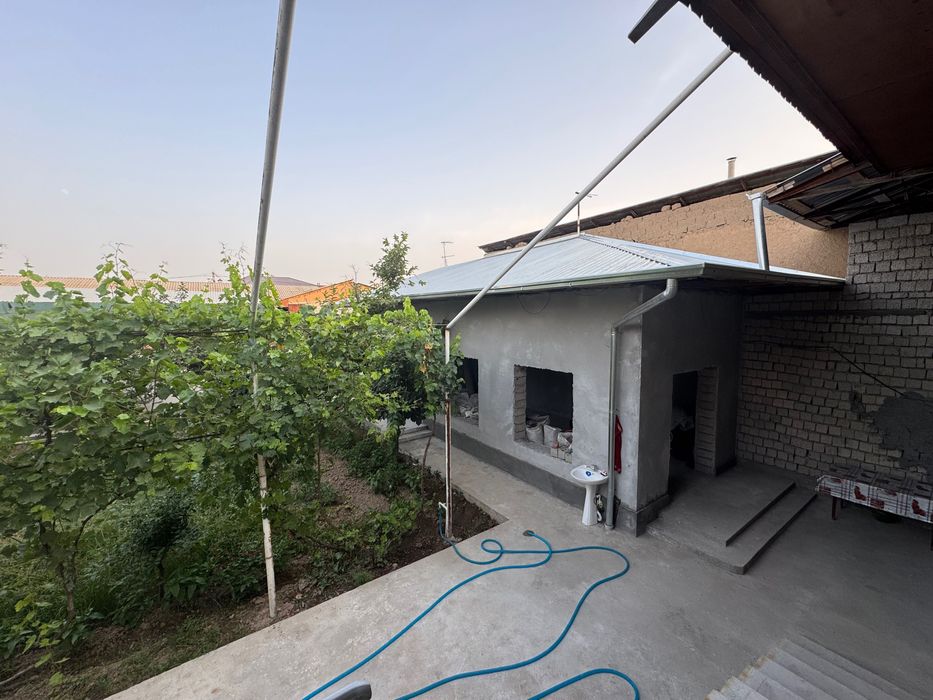 Продается дом Кибрайский район, Байткурган (граница).