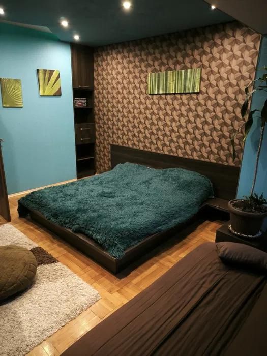 Тристаен за продажба в ж.к. Красна поляна 2