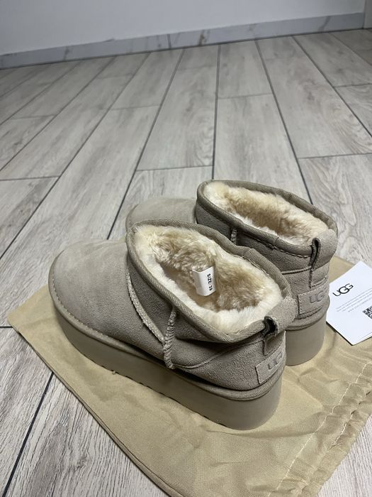 Cizme UGG platform mini sand marimea 39 pentru femei