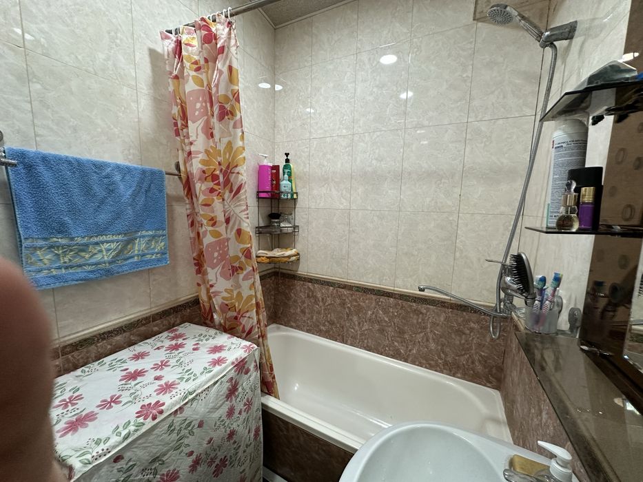 Продоётся 3-комнатная квартира 80m² ул. Алишера Навои