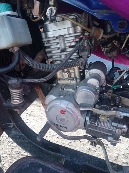 Мотоцикл срочно сотилади