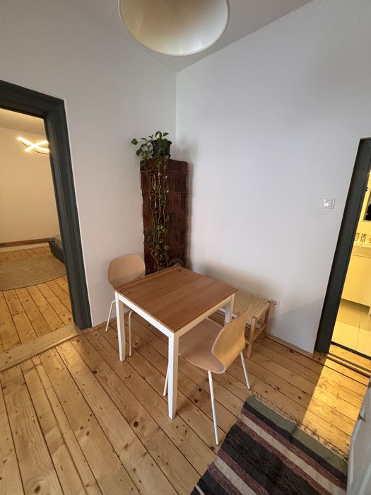 Închiriez apartament la curte comună zona Elisabetin