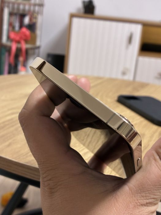 iPhone 12 Pro Max - GOLD - 128GB - Neverlocked