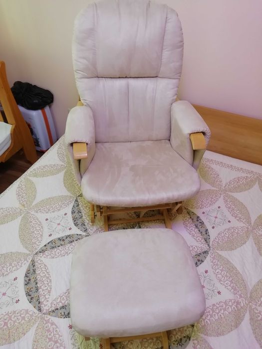 Регулируемо Кресло Фотьойл Люлеещ Стол Кърмене Tutti BambiniТабуретка