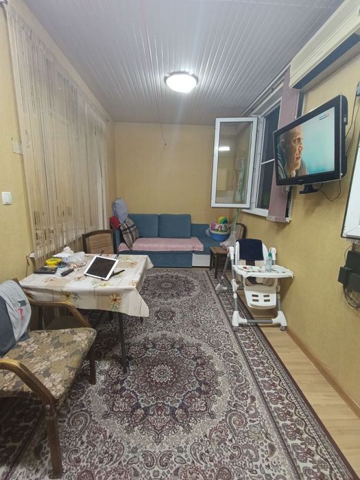 Срочно продаётся 2х-комн квартира 77 серия, кирпичный дом