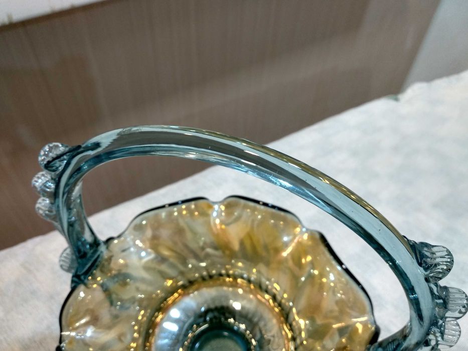 Ваза, чаша, цветное стекло.