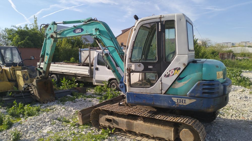 Schimb excavator de 5 tone cu unul mai mare plus diferența