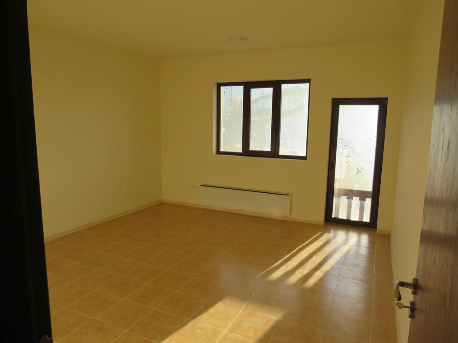 Продава се Двустаен апартамент в Долна баня - 83 кв.м за 452 €/кв.м - Снимка #1