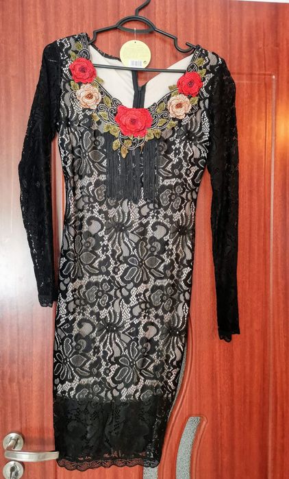 Rochie eleganta  damă mărimea S stare foarte bună