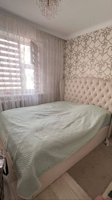 Двухспальная кровать