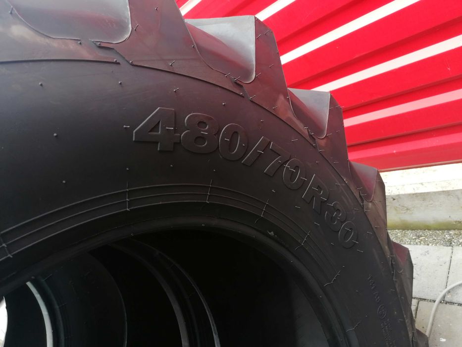 Anvelopa agricola Ozka, 480/70 R30 Radial pe Sarma