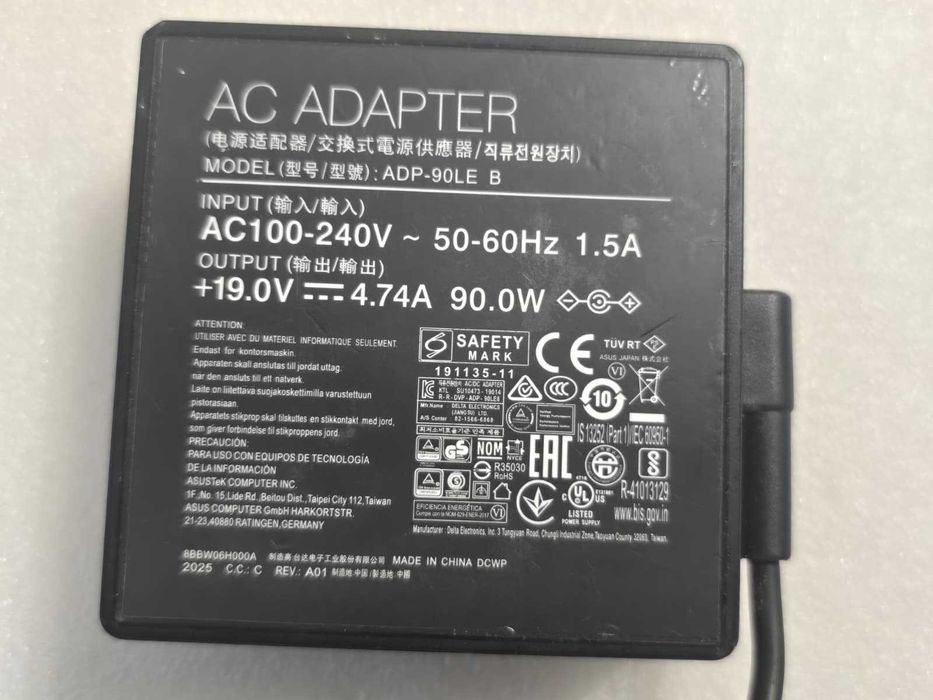 Încărcător Laptop Asus 19V 4.74A 90W ADP-90LE B - Mufă 5.5 x 2.5 mm