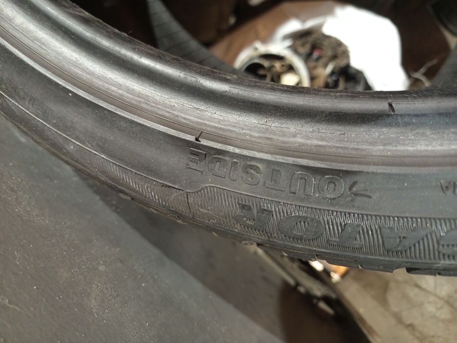 Продам Комплект резины