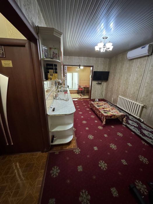 Продаётся Алгоритм Кизил Шарк 1 этаж, 2 ком переделан на 3 ком, 126 кв