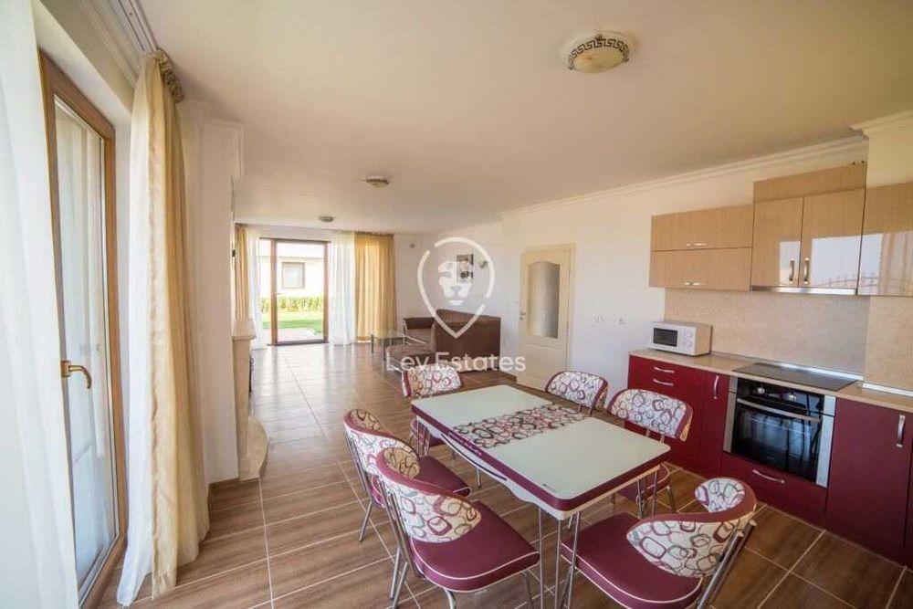 Продава се Къща в с. Лозенец, Област Бургас - 244 кв.м за 1226 €/кв.м - Снимка #3