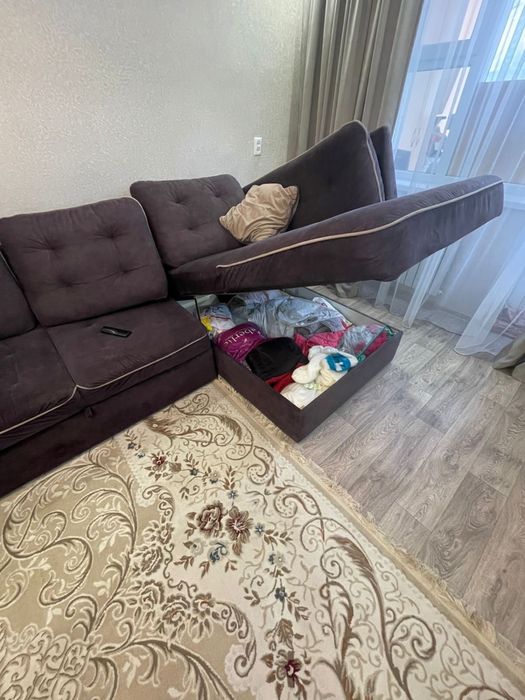 Продам. Диван . Раздвижной