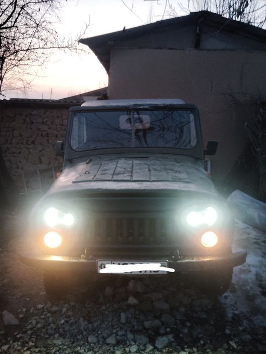 UAZ Srochna sotiladi