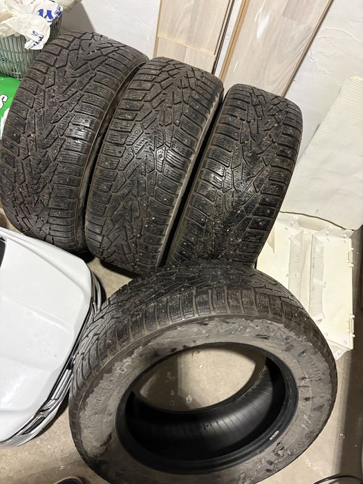 Продам зимние шины