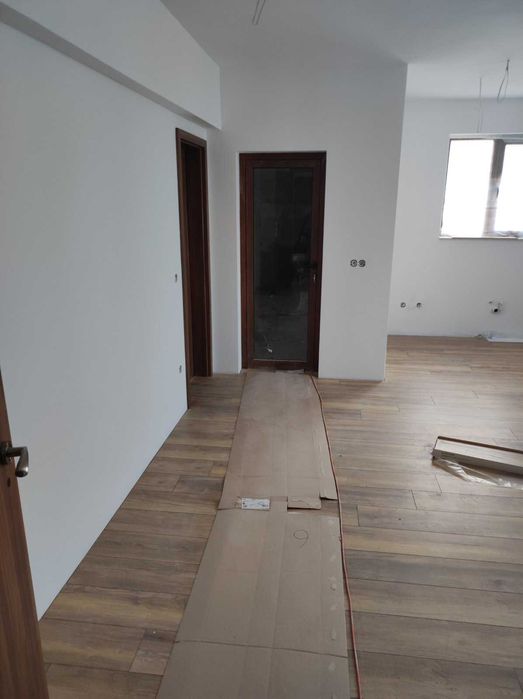 Довършителни ремонти на жилища от пода, през стените до вратите