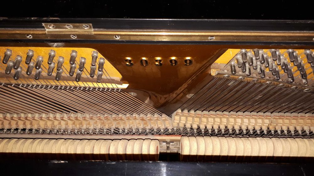 Продам пианино «J. Becker» 1913 года выпуска