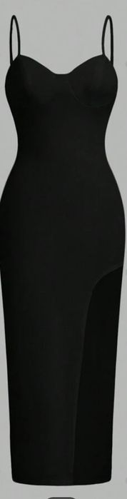 Rochie neagra de eveniment de seara lunga cu piciorul gol