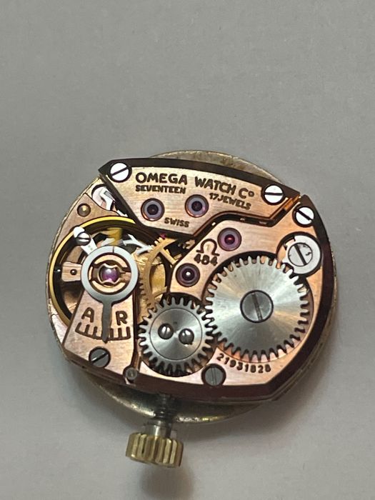 Mecanism funcțional 484 17 rubine ceas Omega și geam anii 60