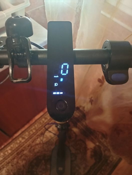 Schimb trotinetă electrică xiomi mi scuter 3 cu calculator