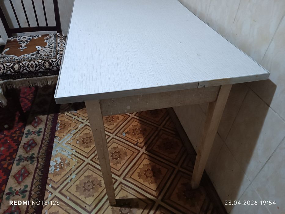 Продаю советский стол