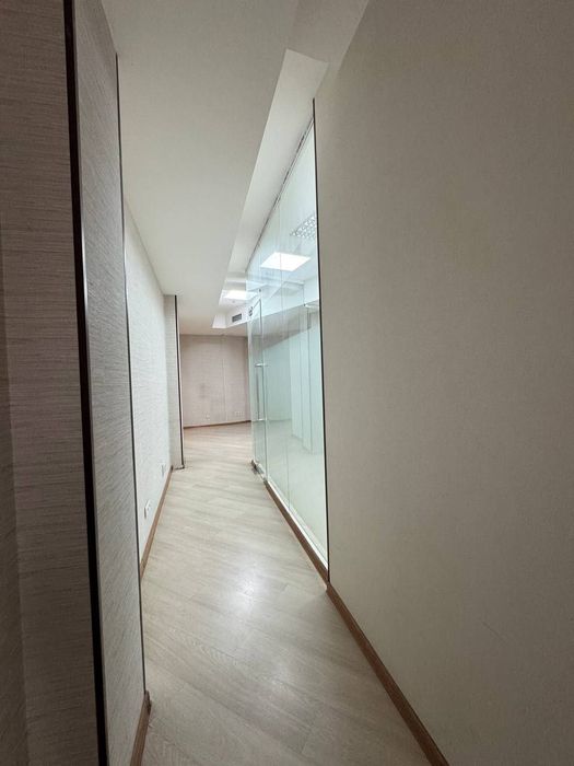 Дархан. Дархан Авенью. Сдаётся 4х комнатный офис 170м2 .