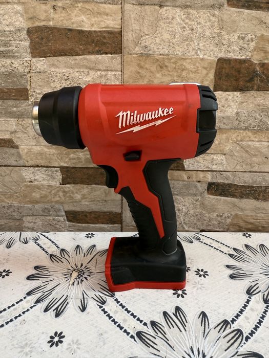 Акумулаторен пистолет за горещ въздух MILWAUKEE M18 BHG-0
