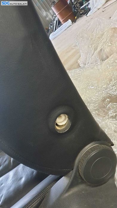 Interior Piele Neagra Scaune Fata Stanga Dreapta Bancheta Sezut cu Spatar Volkswagen Passat B6 2005 - 2010