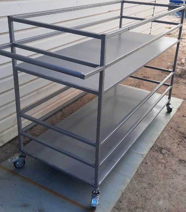 Тележка на колесах