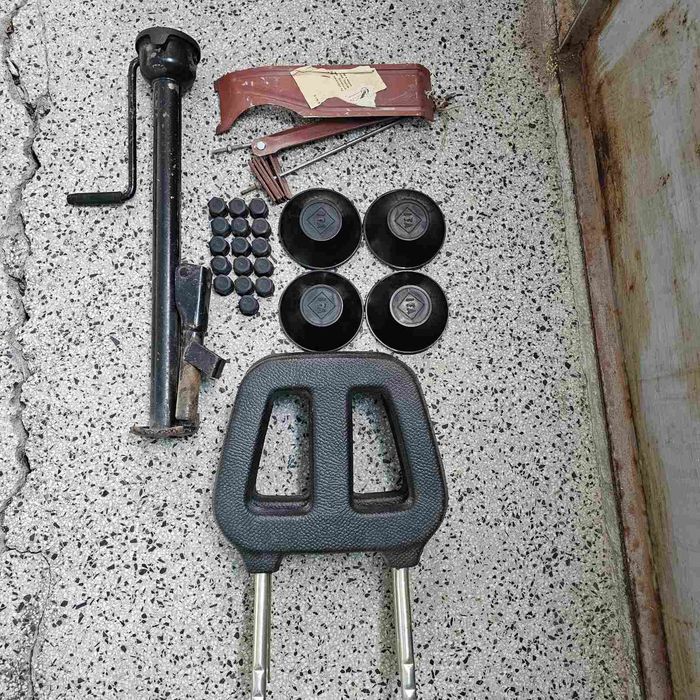 Сет оригинални части за Вартбург