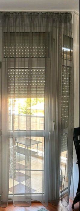 Продавам ново сиво перде и плат