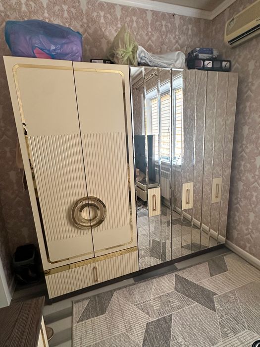 Спальный гарнитур