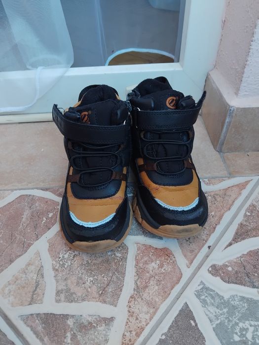 Детски боти 26 номер за момче