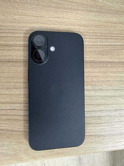 Iphone 16 128 GB(arata ca si nou)