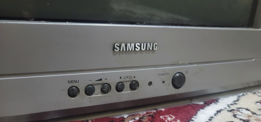 Samsung tv sotiladi