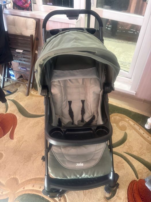 Продам коляску прогулочную