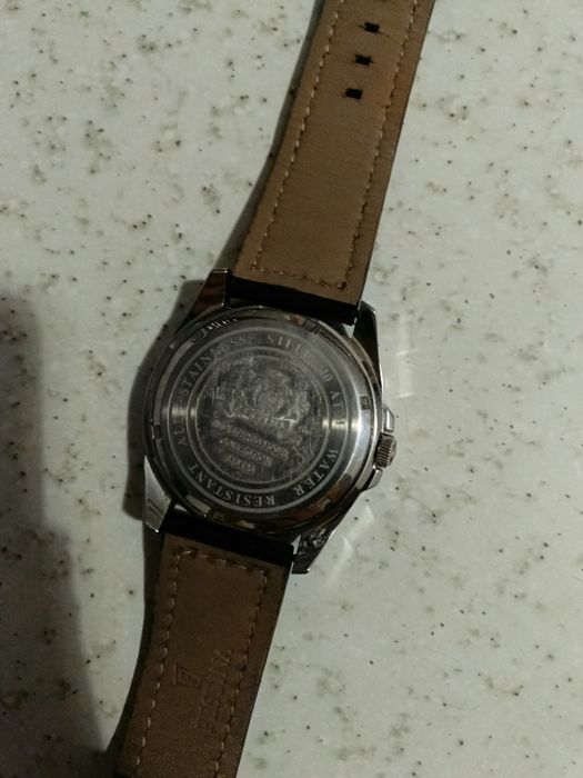 Часы наручные Festina F16495