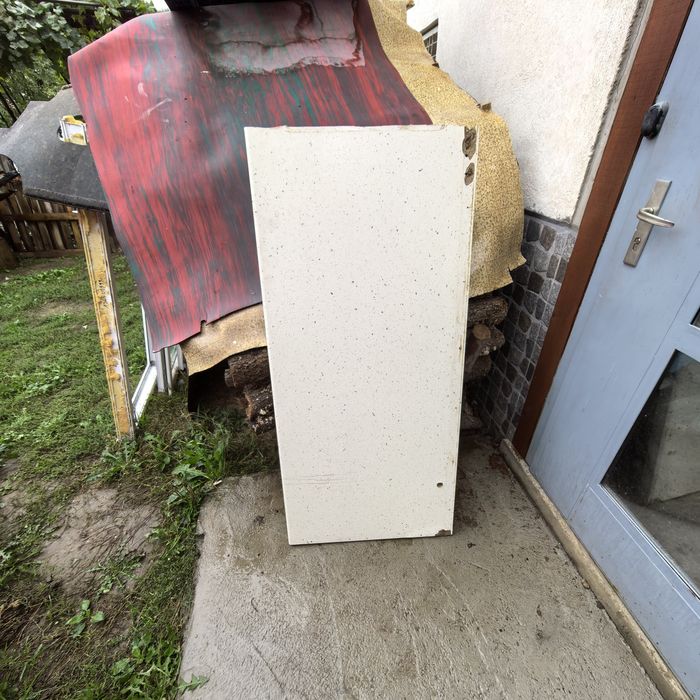 Продавам кухненски плот с гръб