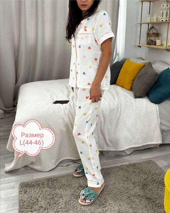 Пижамы, тапочки,