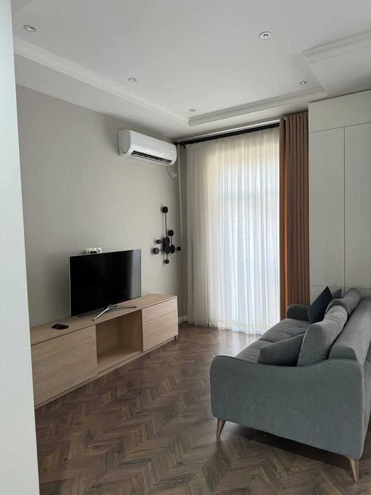 Срочно сдается квартира на Ц-1