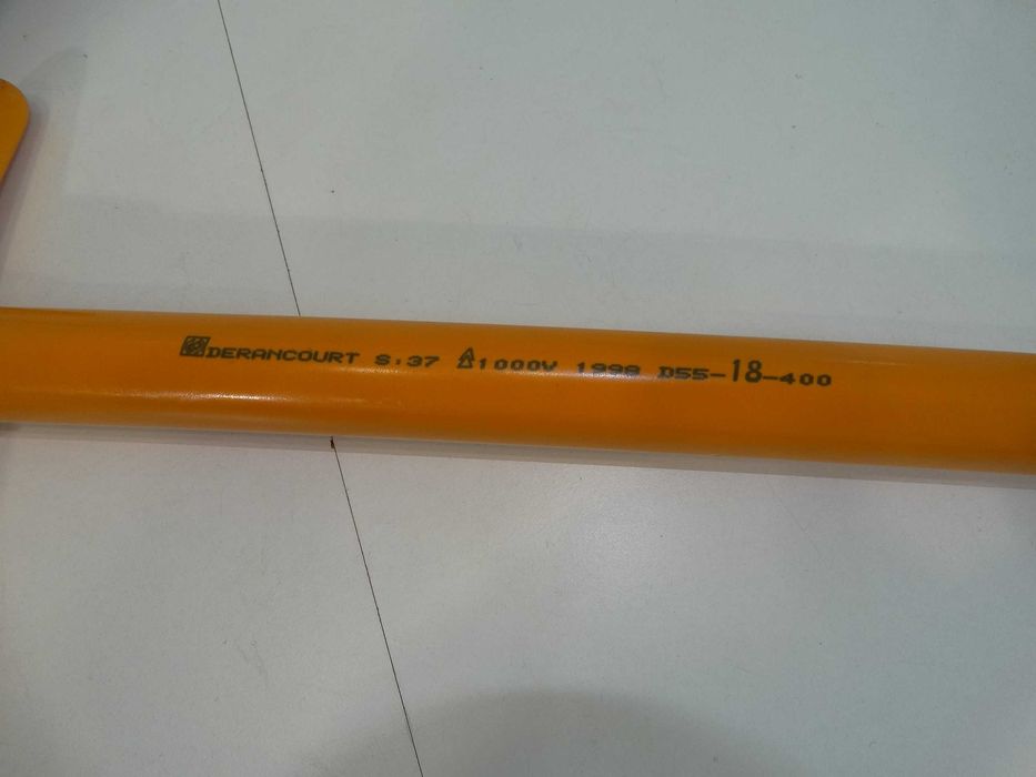 Разпродажба - 1000 V - Т - Образен изолиран ключ 18