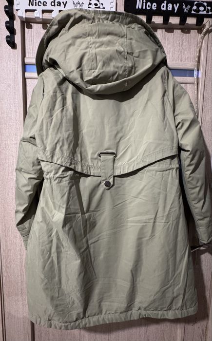 Продам легкую куртку