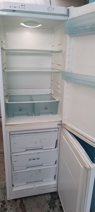 Продам холодильник
