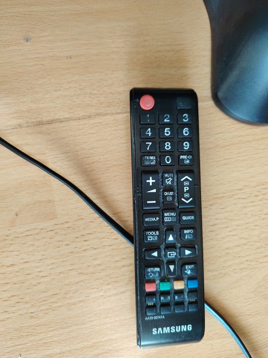 Televizor Samsung Full HD UE32J5100AW
